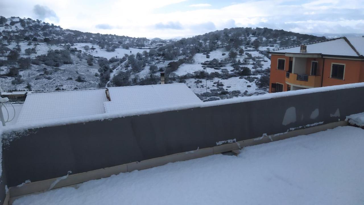 Casa Ghirthalos Nuoro  Exterior photo